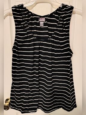 Oh Baby by Motherhood Black and White Striped Sleeveless Tank XL